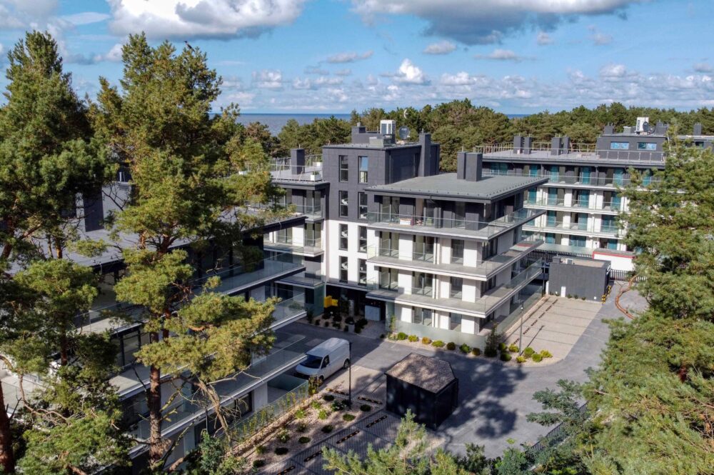 Ferienimmobilie polnische Ostsee – Lage im Kiefernwald nahe Niechorze