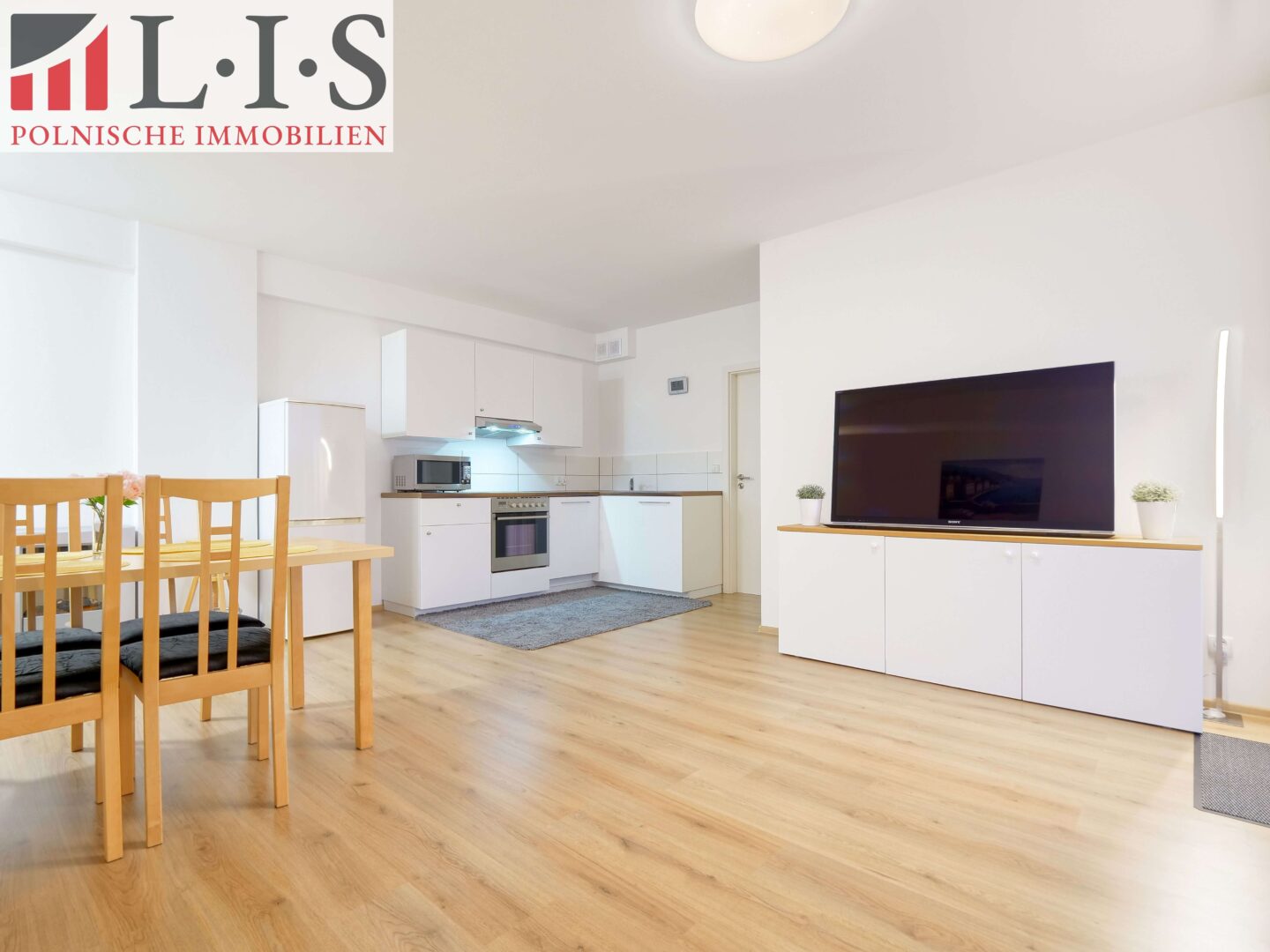 3-Zimmer-Wohnung in Swinemünde mit Stellplatz, Ansicht 1