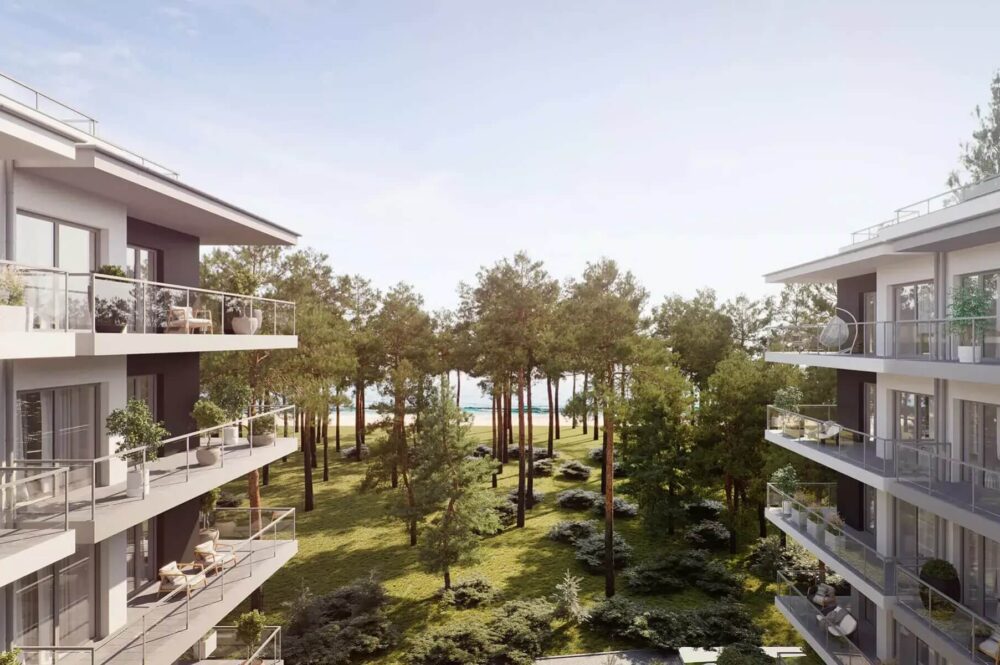 Terrasse eines Neubau-Apartments in Mrzezyno mit Glasgeländer