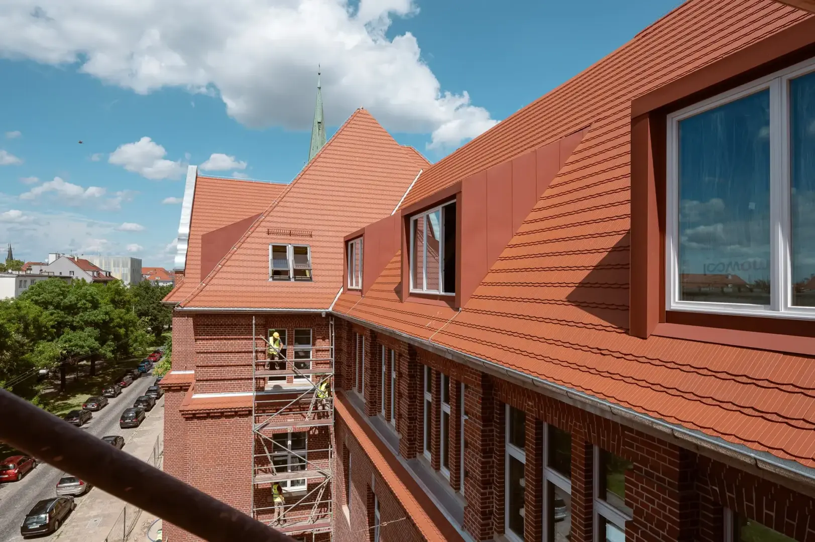 Gartenareal des Wohnensembles in Breslau
