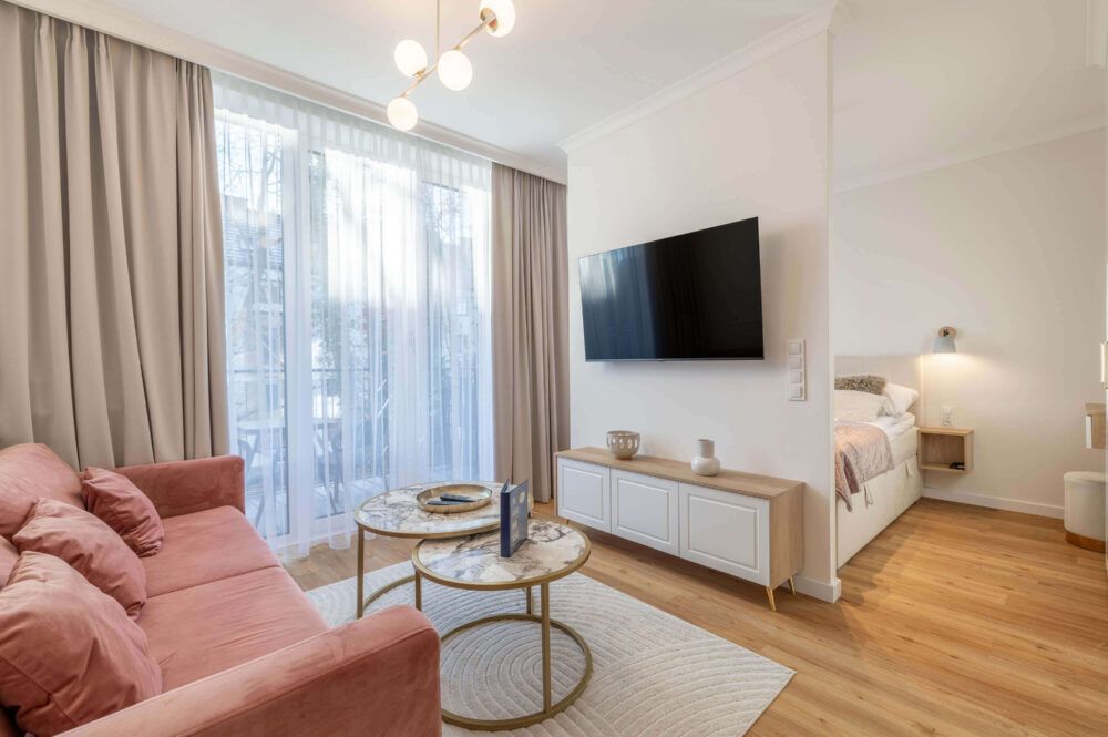 Möblierter Wohnbereich der Ferienwohnung in Swinemünde