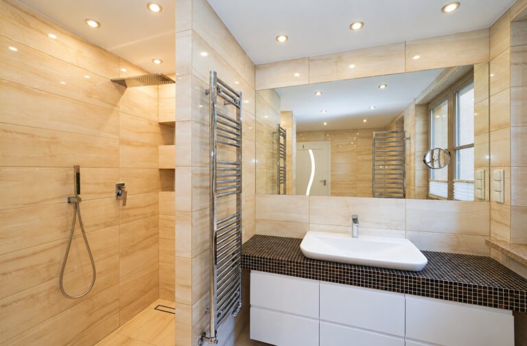 Wohnung Swinemünde – Badezimmer mit Badewanne