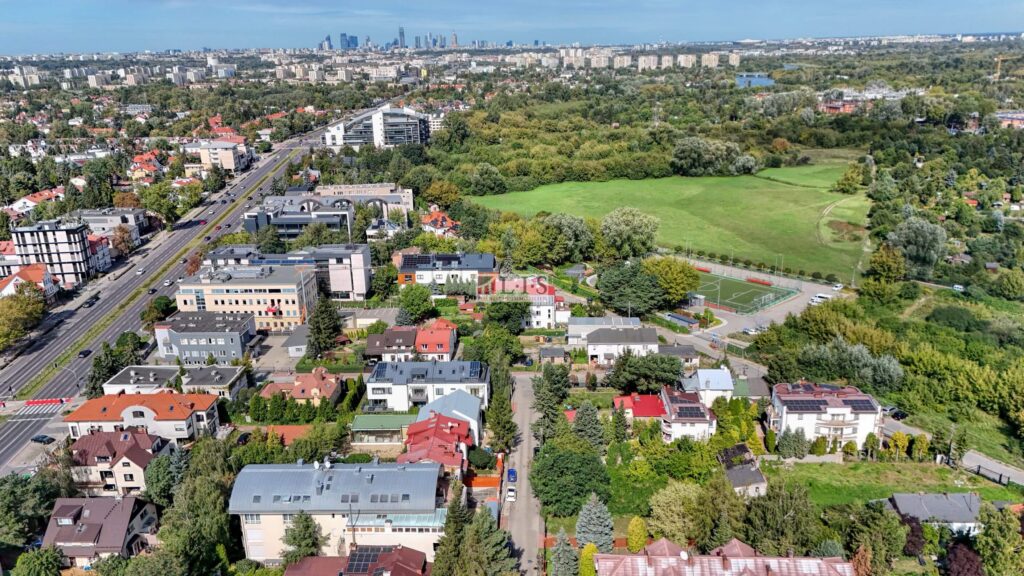 Grundstück in Warschau zum Verkauf: 664 m² in Wilanów Niski Bebauungsplan für Einfamilienhausbebauung